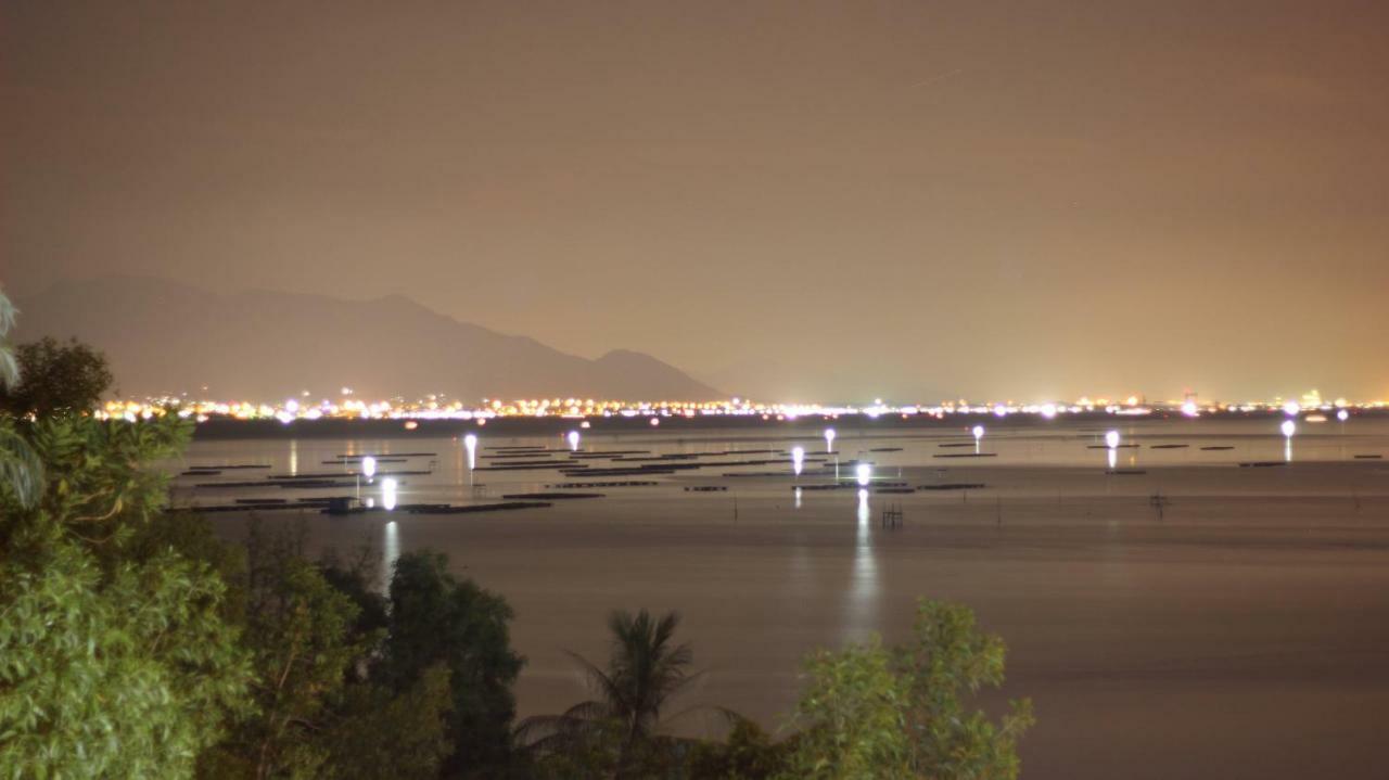 Thanh Nhi Homestay Cam Ranh Bagian luar foto